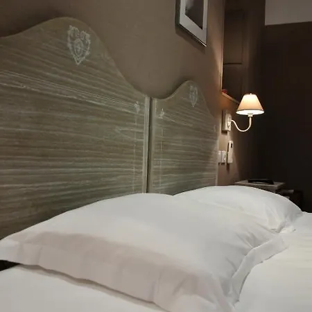 Oxford Otel Cannes