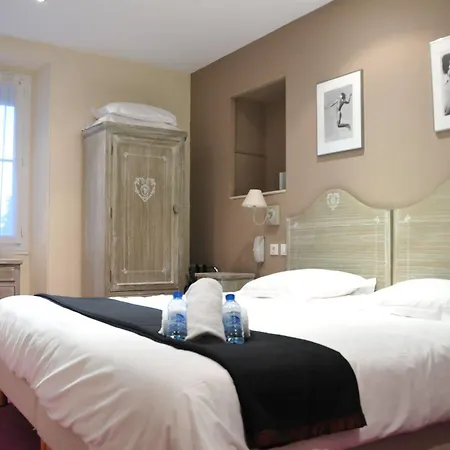 Oxford Otel 3*